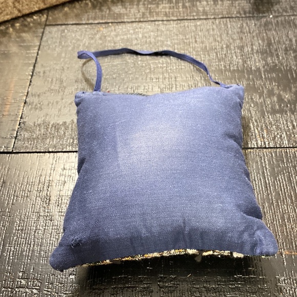 Vintage Tapestry Bunny Door Hanging Pillow! - Picture 4 of 5